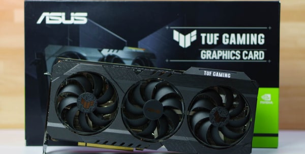 نمای روبروی کارت گرافیک rog strix 3060